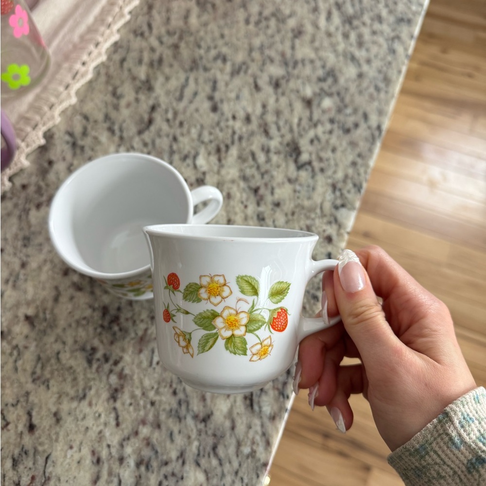 Corning Strawberry Floral tea cups